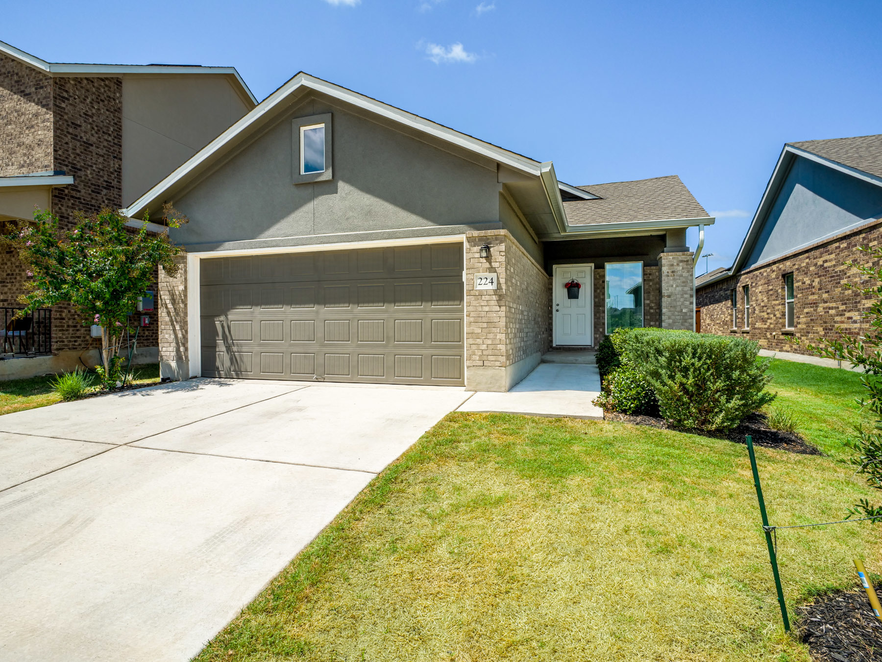 Photo of Listing #1854307