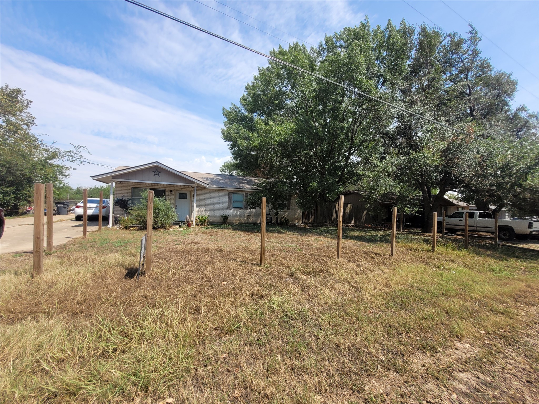 Photo of Listing #3972553