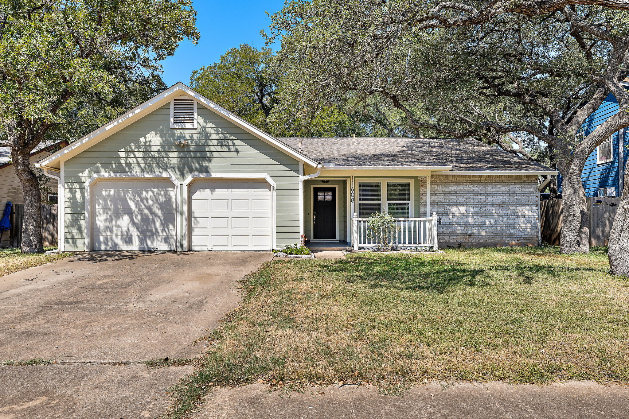 Photo of Listing #9596737