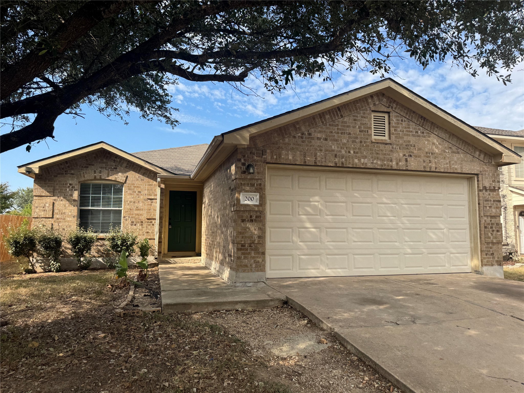 Photo of Listing #3419115