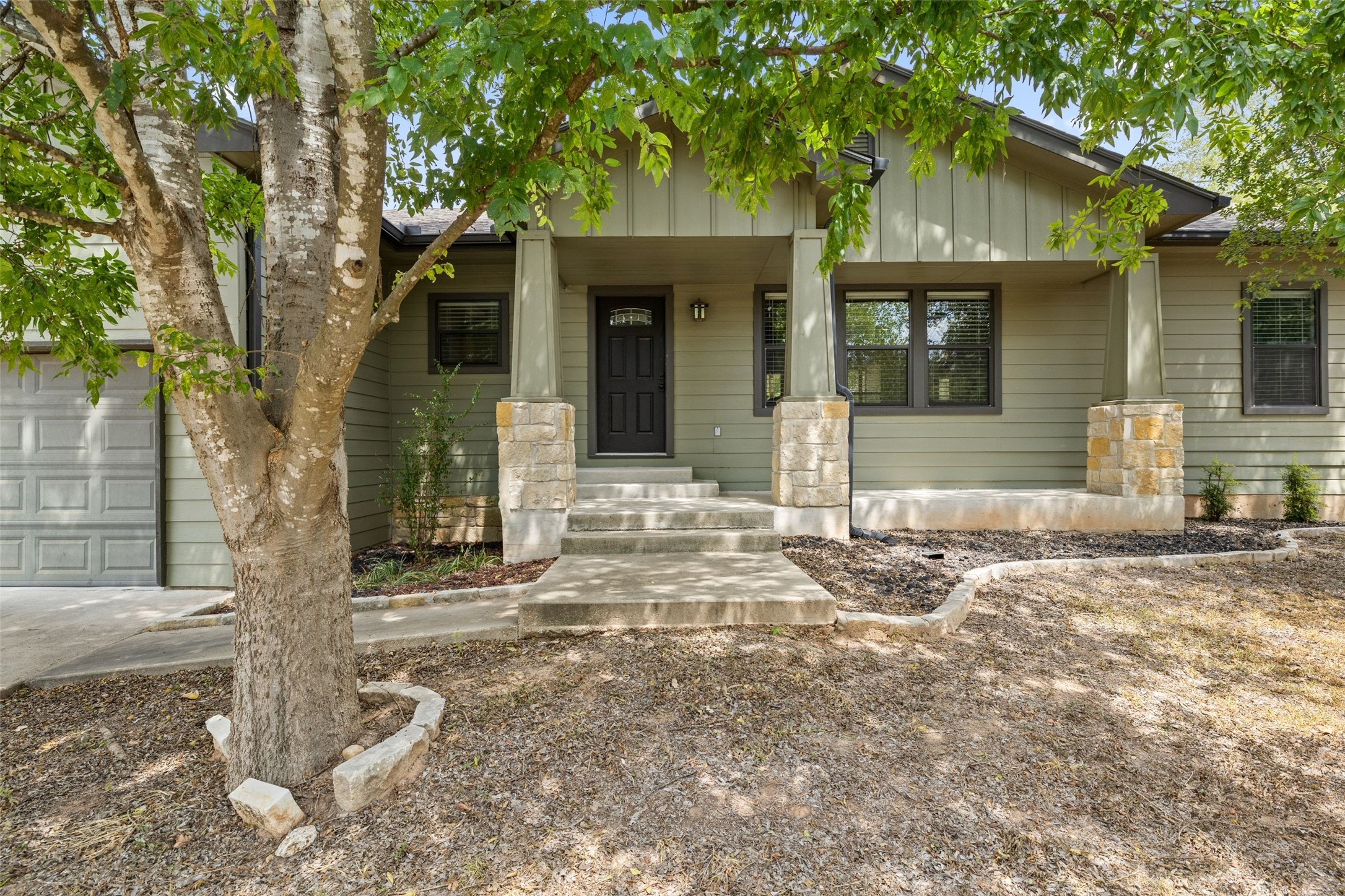 Photo of Listing #7565597