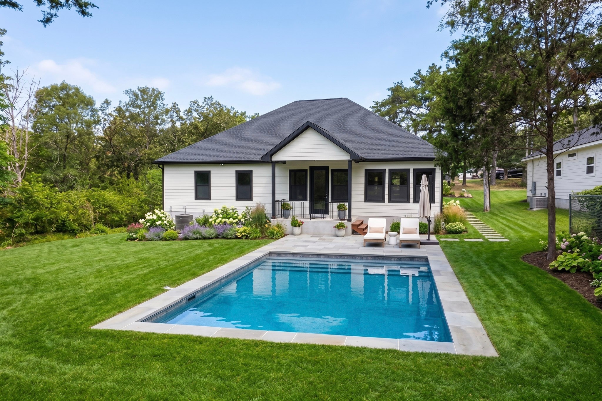 Photo of Listing #1057288