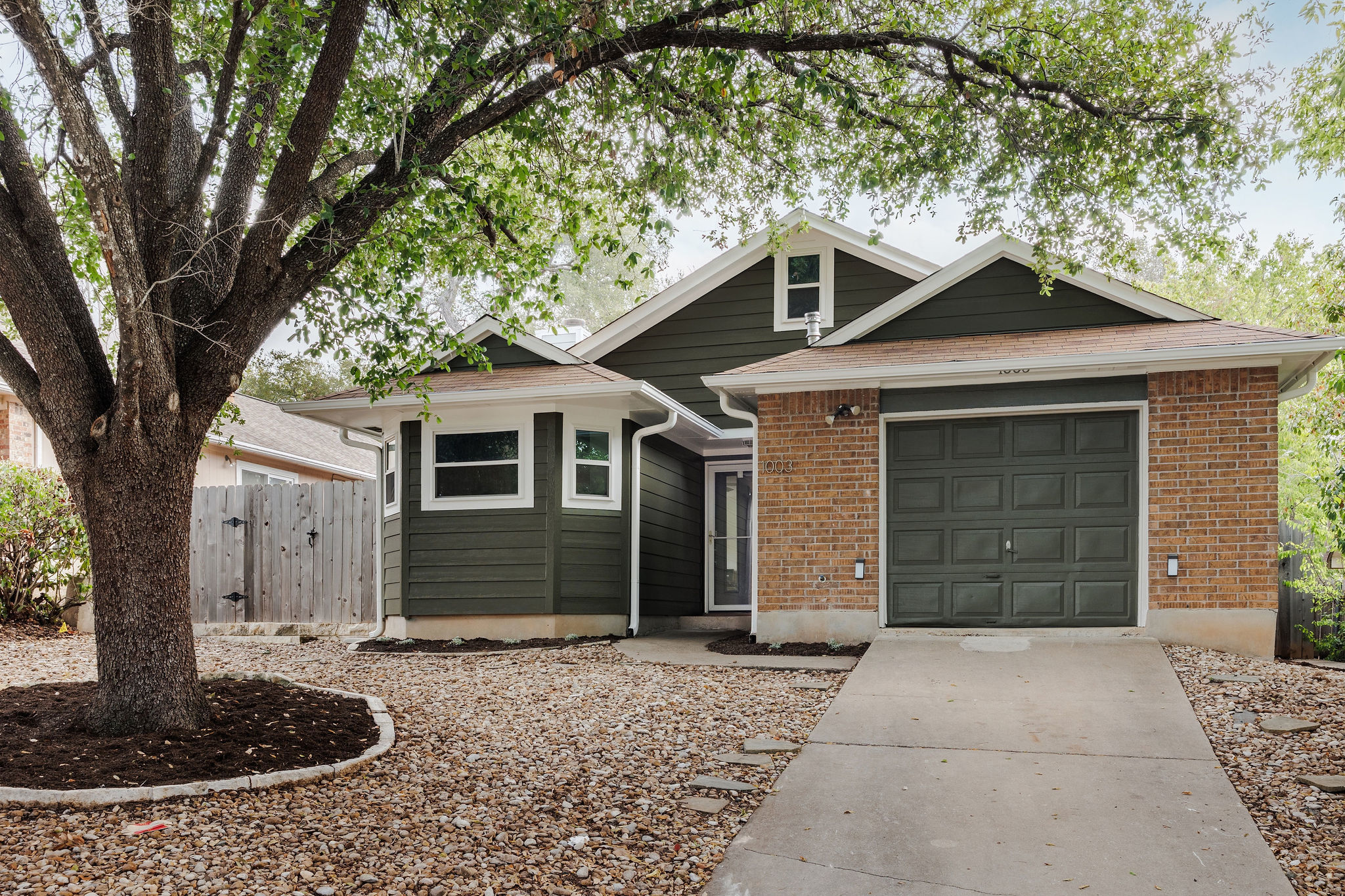 Photo of Listing #9228720