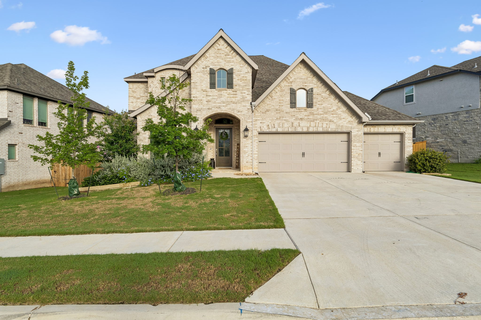 Photo of Listing #3656409