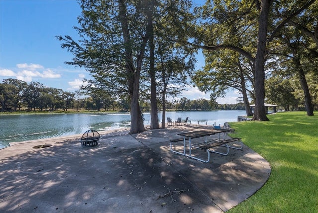 8949 S State Hwy 123 Highway, Seguin