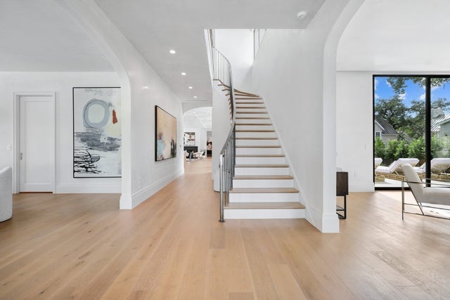 1403 Meriden Lane, Austin