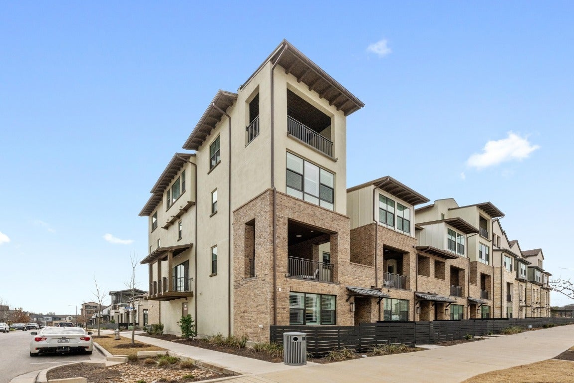 Photo of Listing #5762081