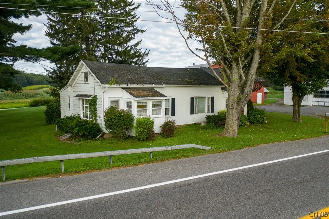 Photo of Listing #S1443280