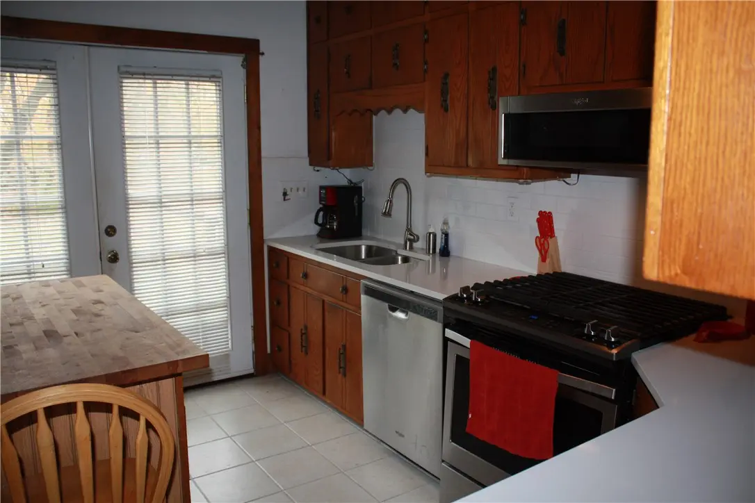2705 S Taylor Road, Decatur Property Listing: MLS® #6247591