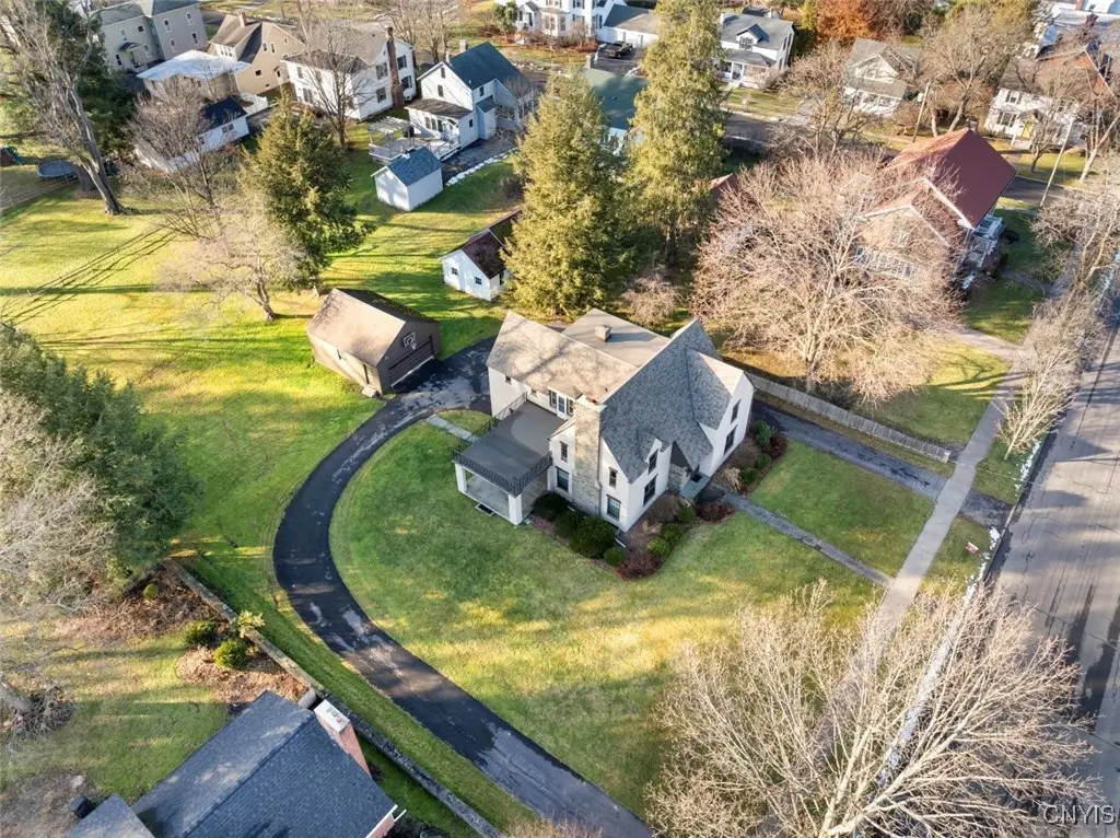 Photo of Listing #S1578230