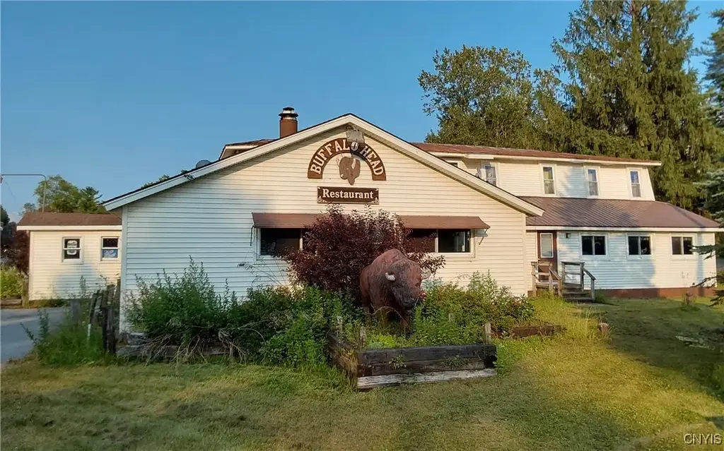 10626 N Lake Road, Forestport
