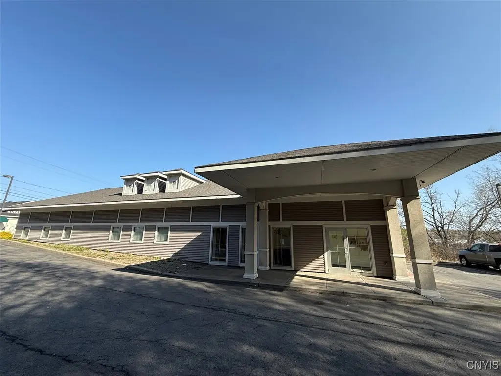 Photo of Listing #S1603271