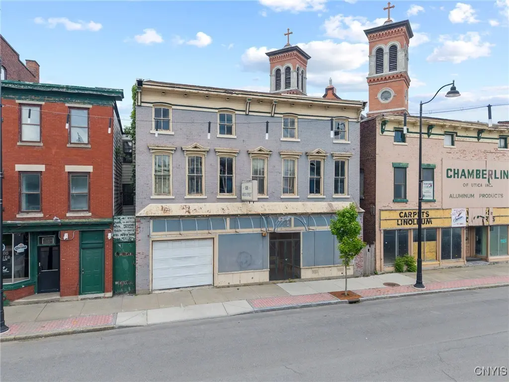 Photo of Listing #S1623592