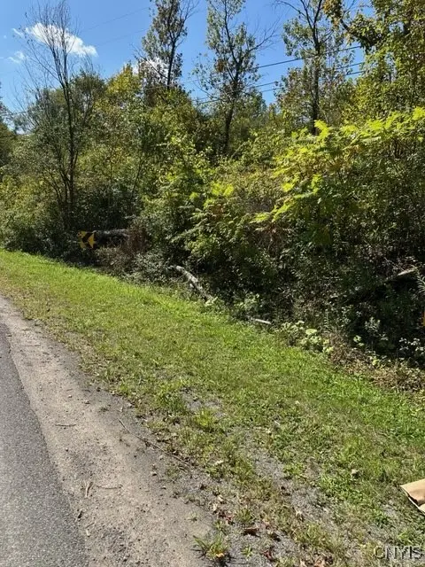 Photo of Listing #S1637516