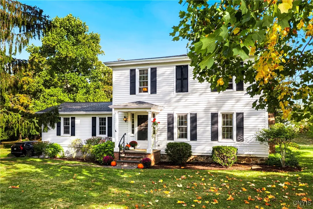 Photo of Listing #S1636715