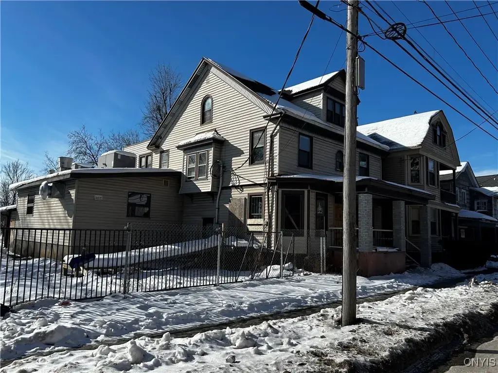 130 Eagle Street, Utica