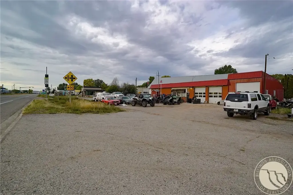 108 Highway, Fromberg