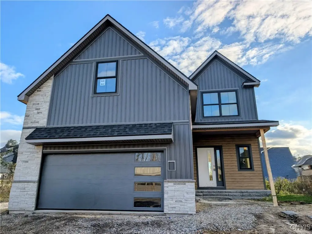 Photo of Listing #S1644297