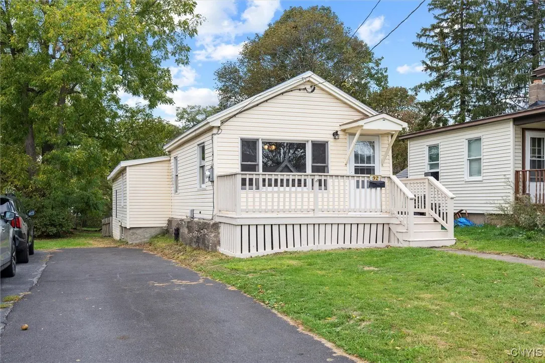 Photo of Listing #S1644463