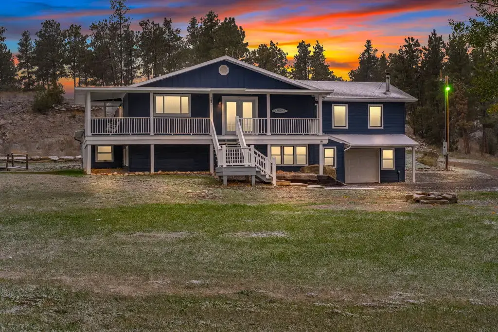 72 Pioneer Trail, Lavina