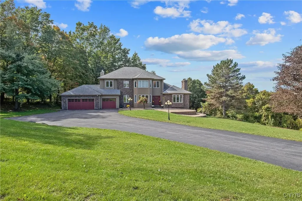 6923 Kassonta Drive, Pompey