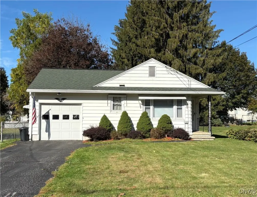 Photo of Listing #S1645692