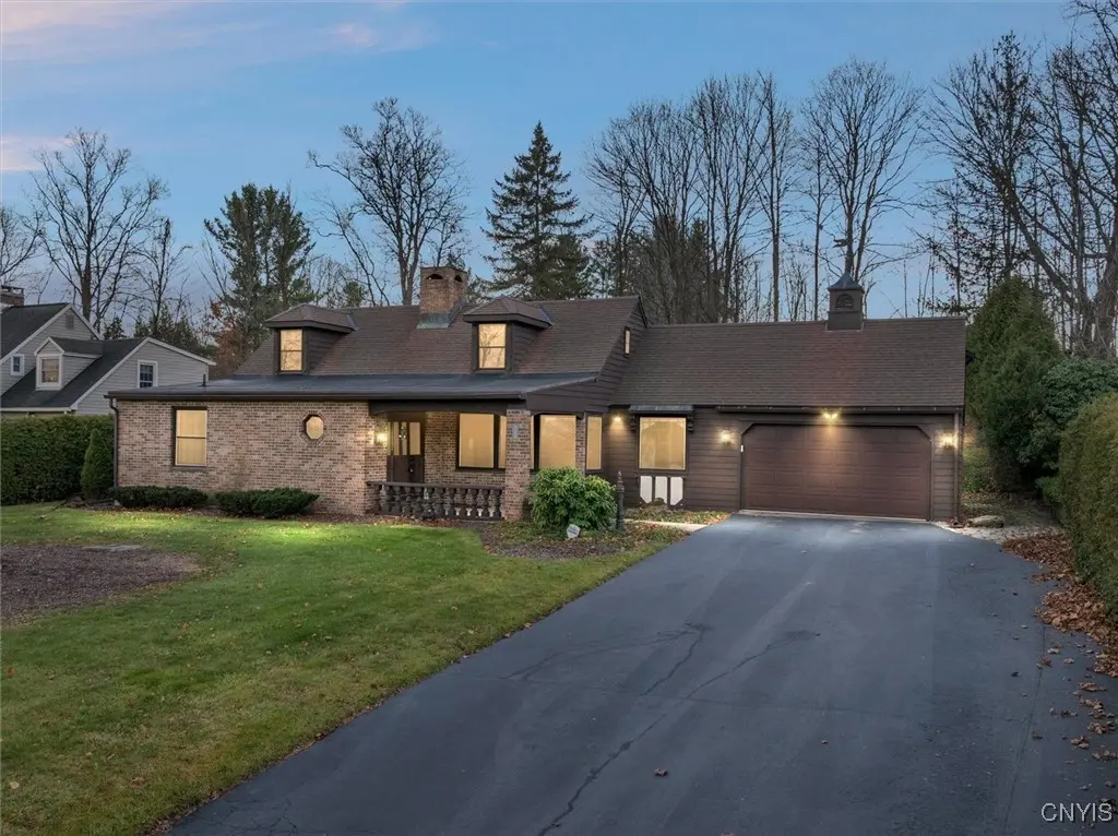 Photo of Listing #S1647621