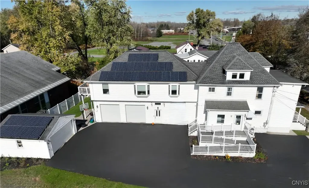 337 N Peterboro Street, Lenox