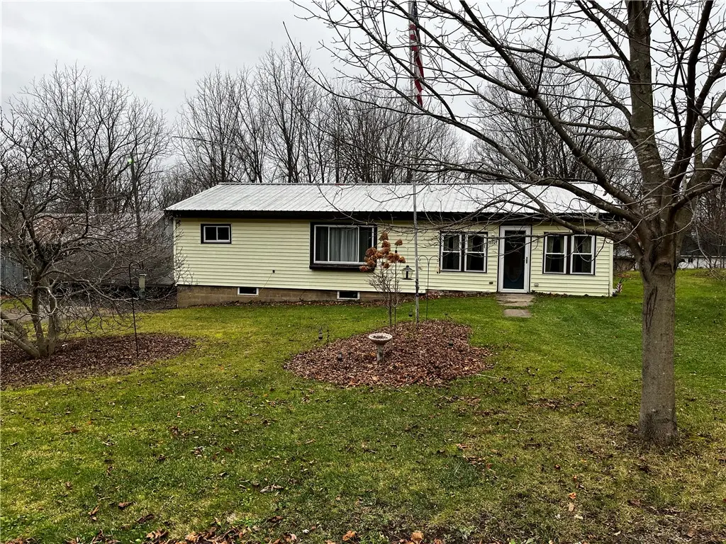 Photo of Listing #R1652307