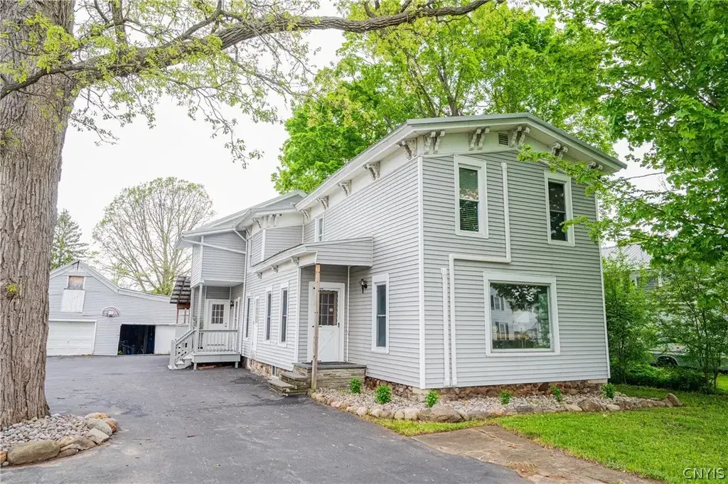 61 South Street, Winfield