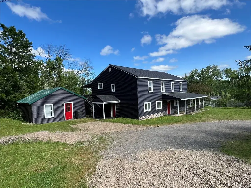 1637 County Road 36, Norwich
