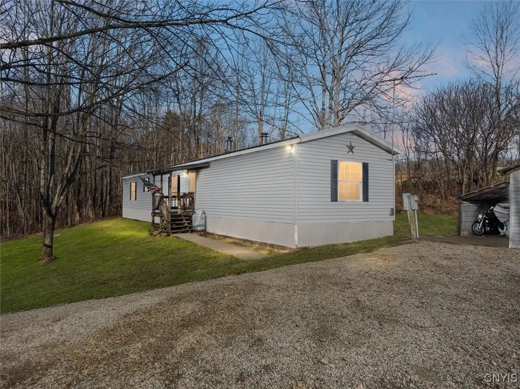 Photo of Listing #S1653095