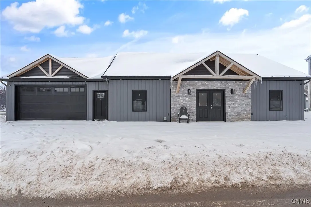 Photo of Listing #S1654398