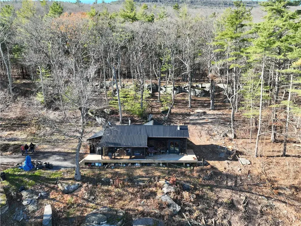 331 Ledgemoor Road, Catskill
