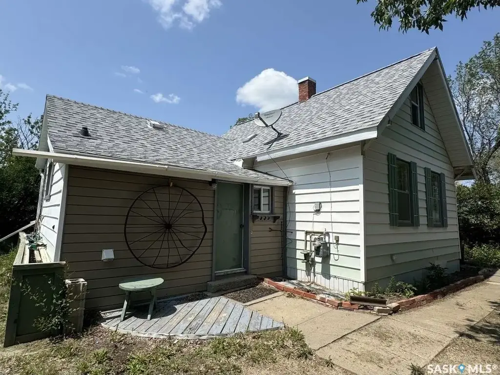 114 3rd Avenue, Climax