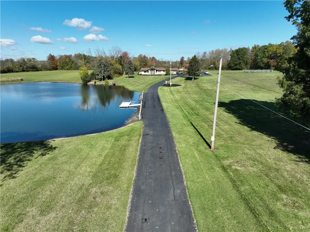 3163 County Route 121, Fayette