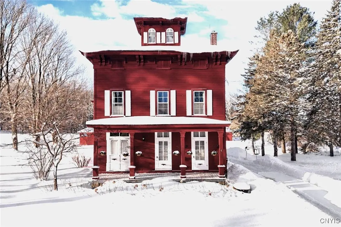 Photo of Listing #S1657221