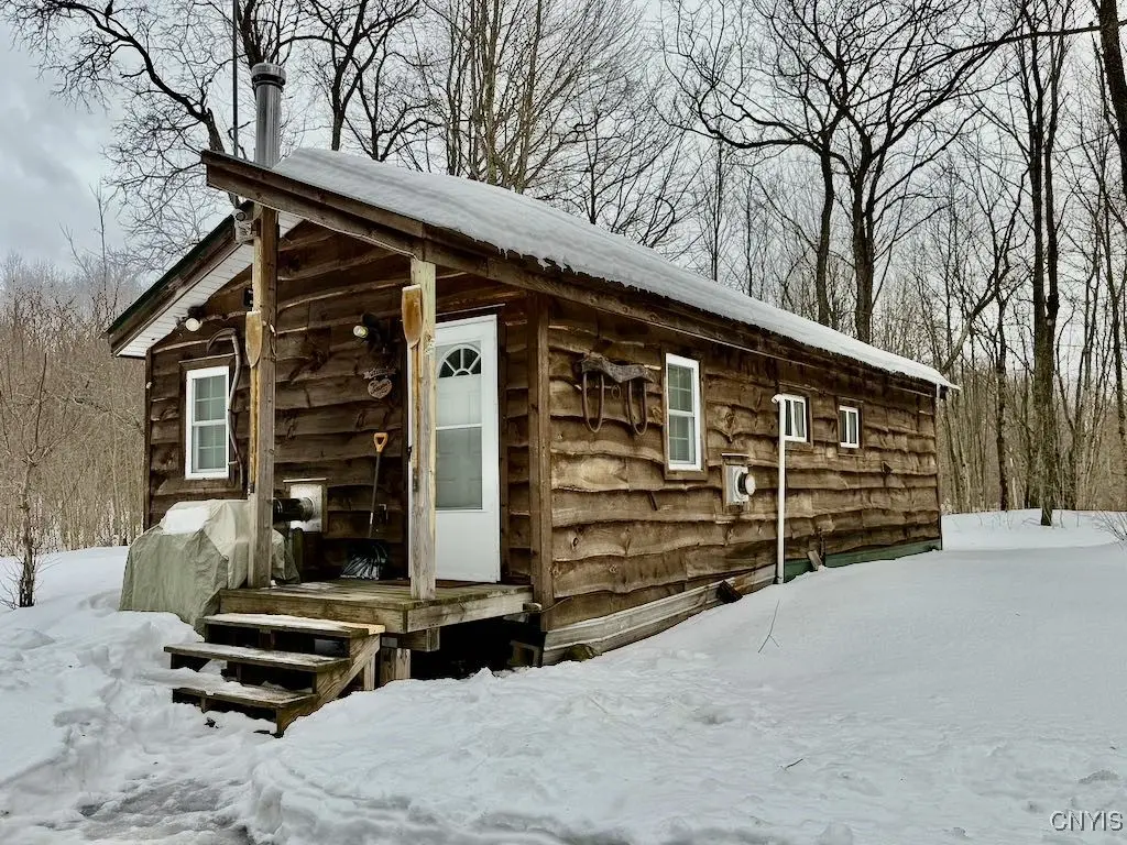 Photo of Listing #S1657111