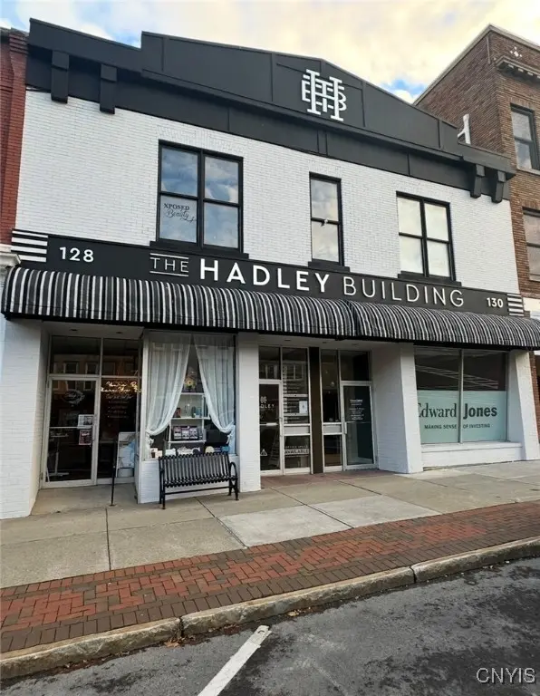 Photo of Listing #S1656371