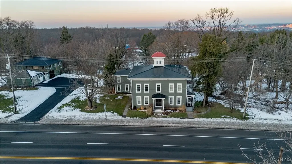 4937 W Seneca, Onondaga