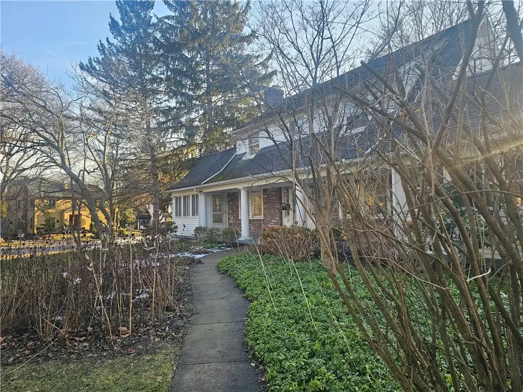 137 Oakdale Drive, Brighton