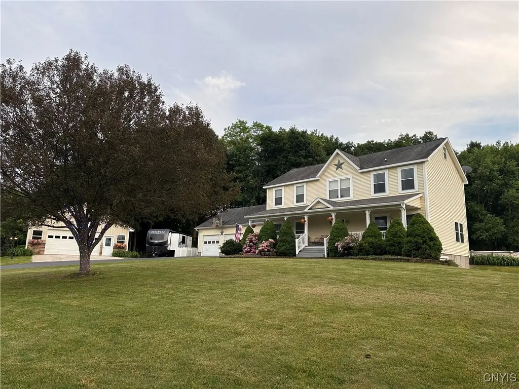 Photo of Listing #S1657744