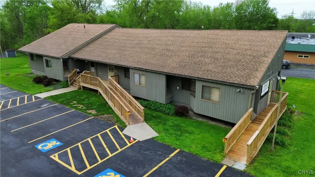 2115 Downer Street Road, Van Buren