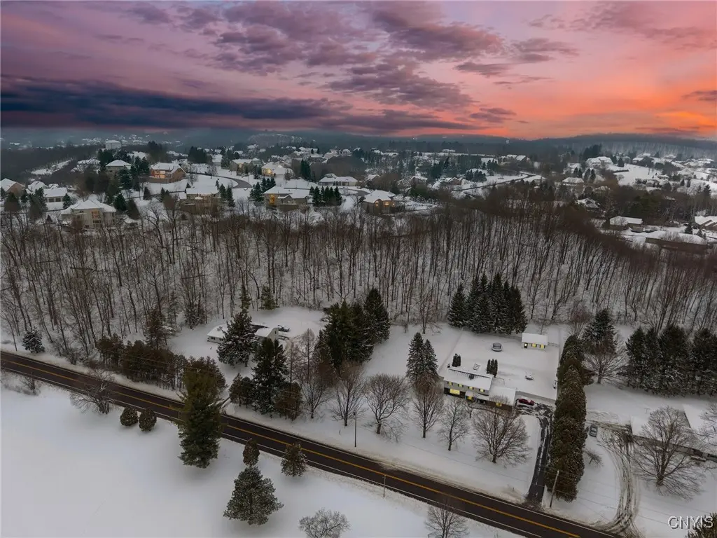 Photo of Listing #S1657636