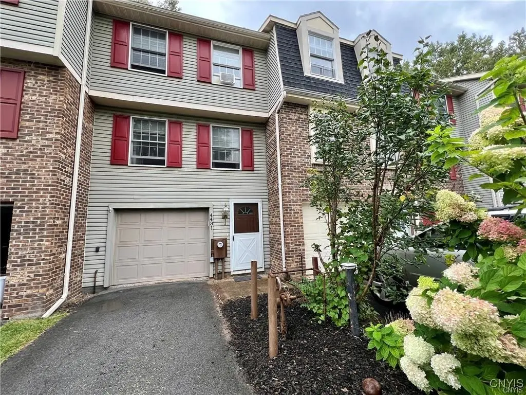 Photo of Listing #S1658721