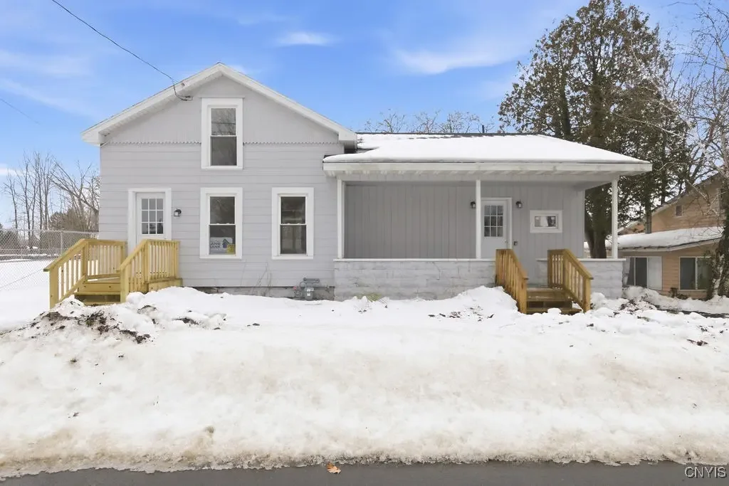 Photo of Listing #S1658522