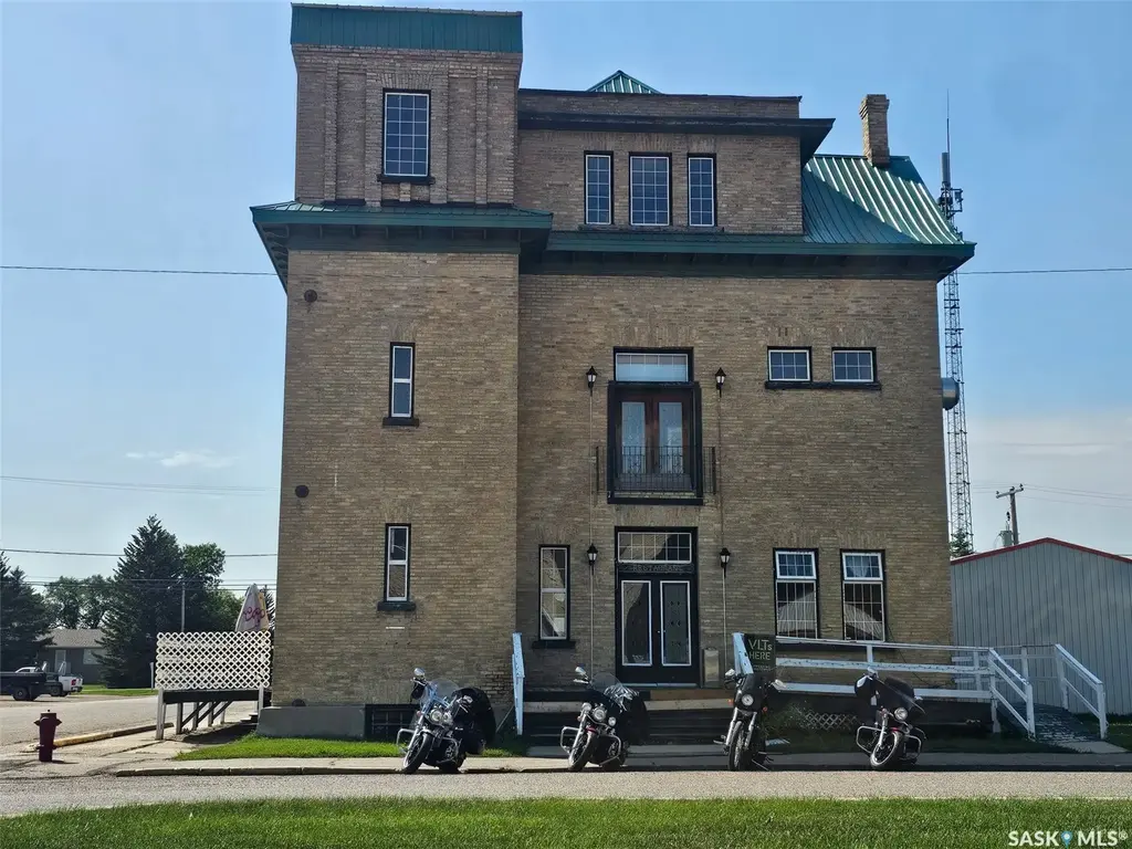 201 Main Street, Arcola