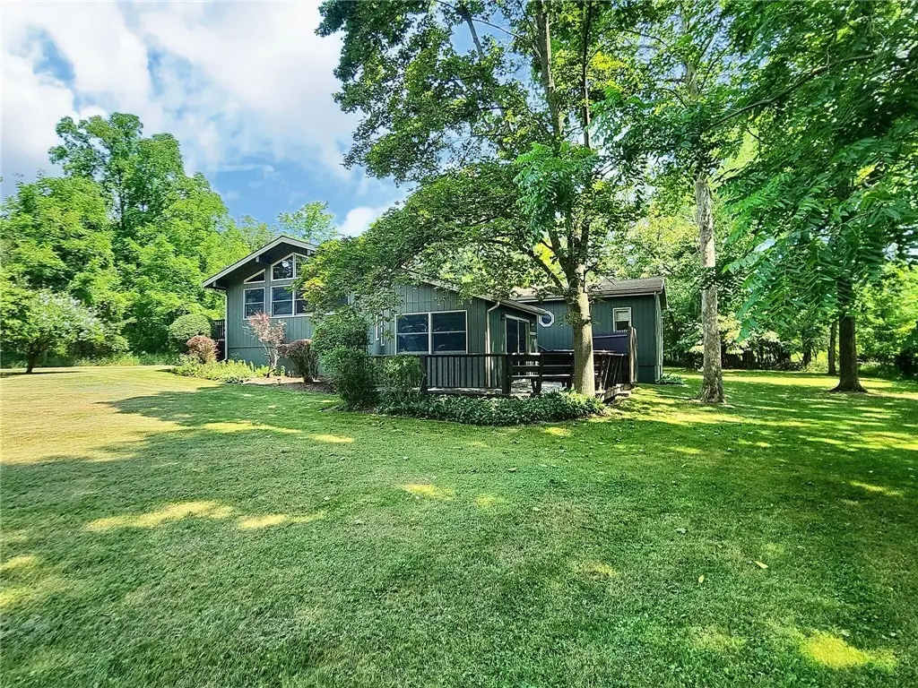 Photo of Listing #R1658719