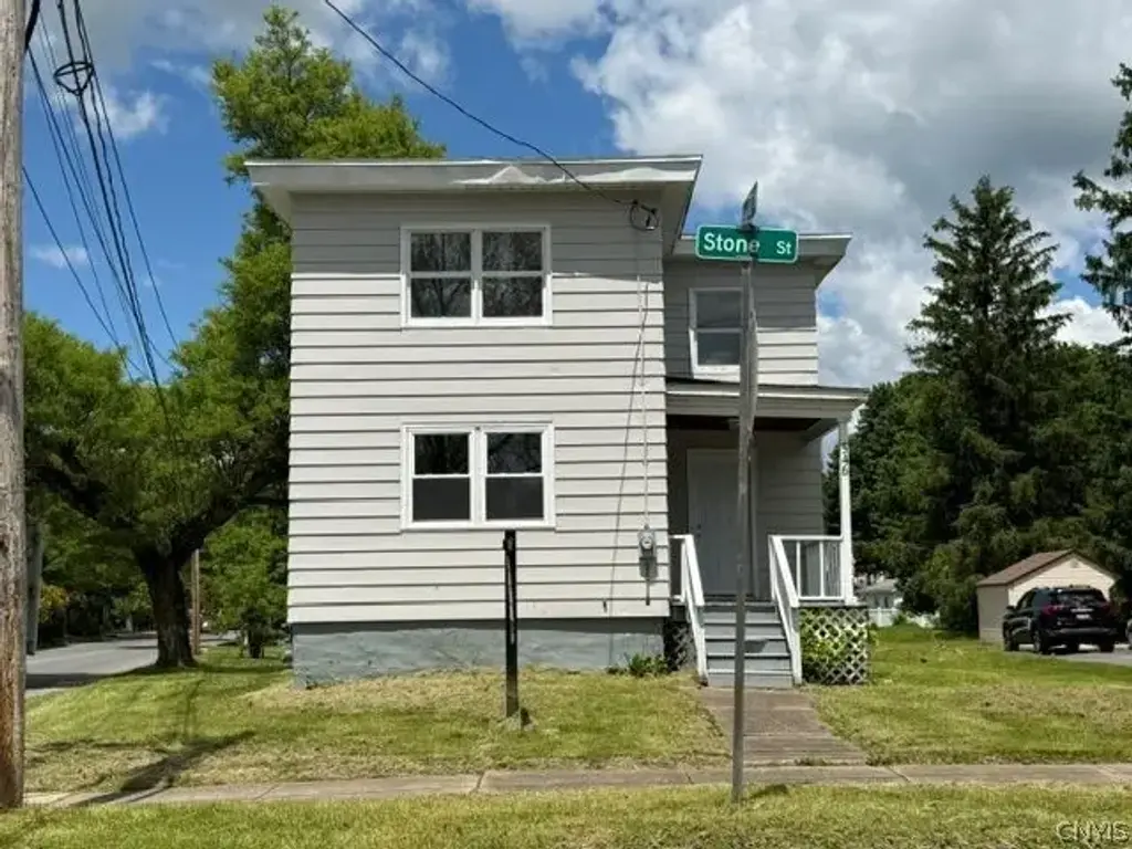 546 Stone Street, Oneida