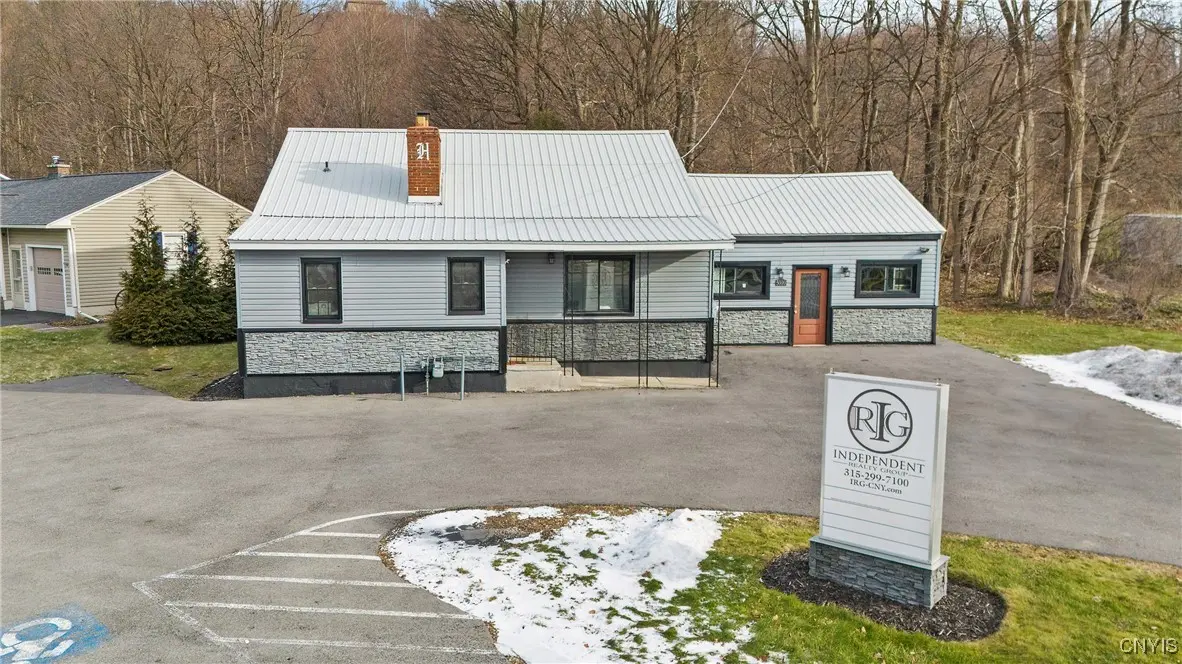 Photo of Listing #S1659250